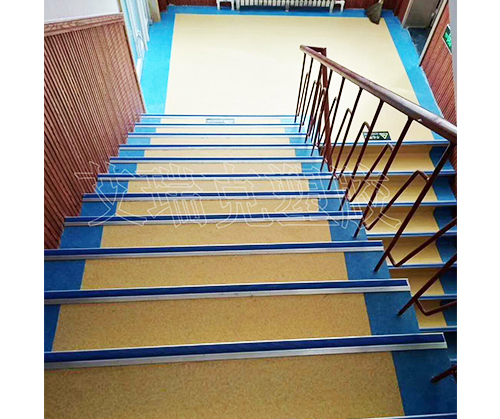 FSD熱泵設(shè)備圖